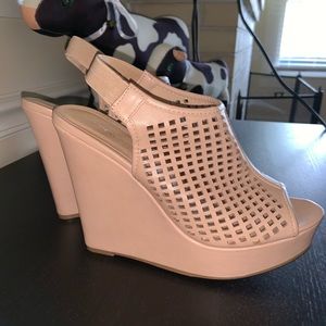 Chinese Laundry Beige Wedges